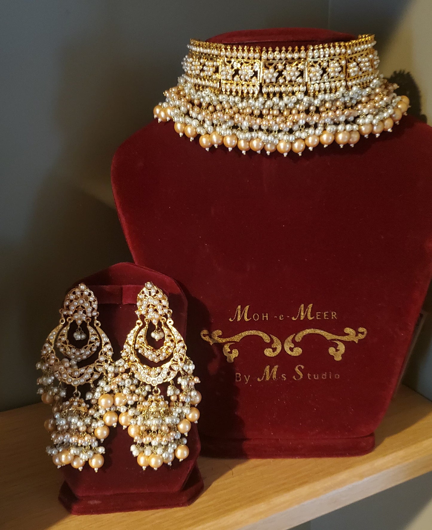 Heer Choker set