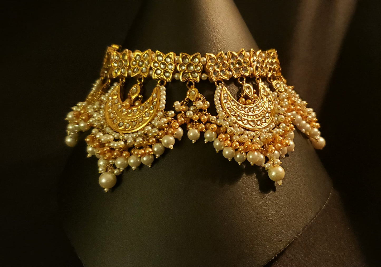 Chand Set