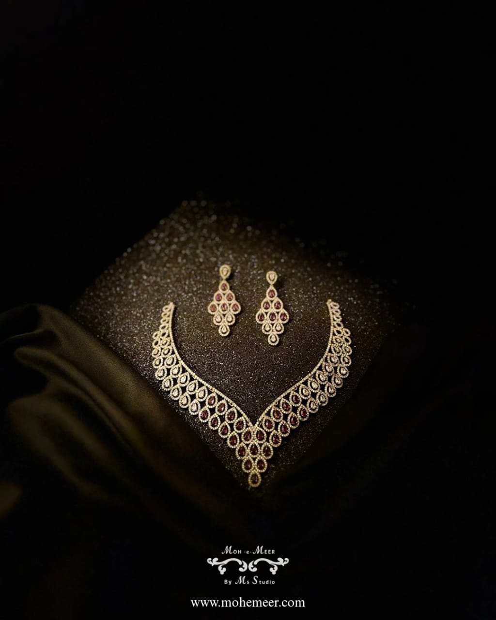 Zar-e-Saltanat