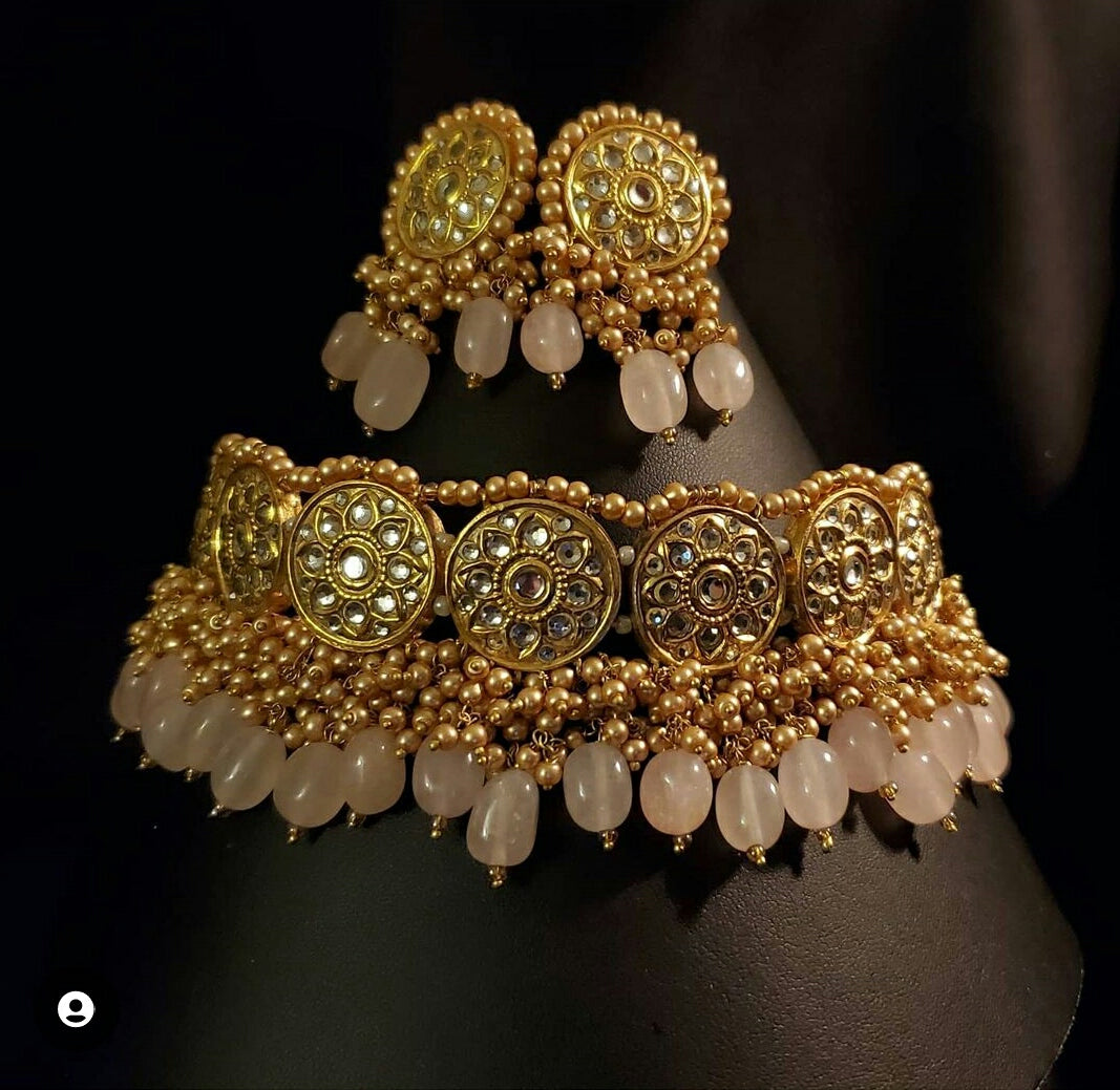 Maharani Gulshan Ara Gulabi Set