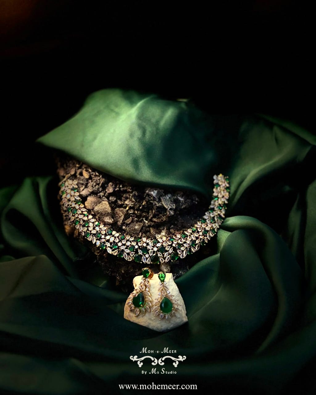 The Heritage Vault( Emerald)